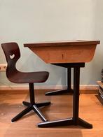 Kinderbureau met bijpassende stoel, industrieel vintage, Kinderen en Baby's, Kinderkamer | Tafels en Stoelen, Ophalen, Gebruikt