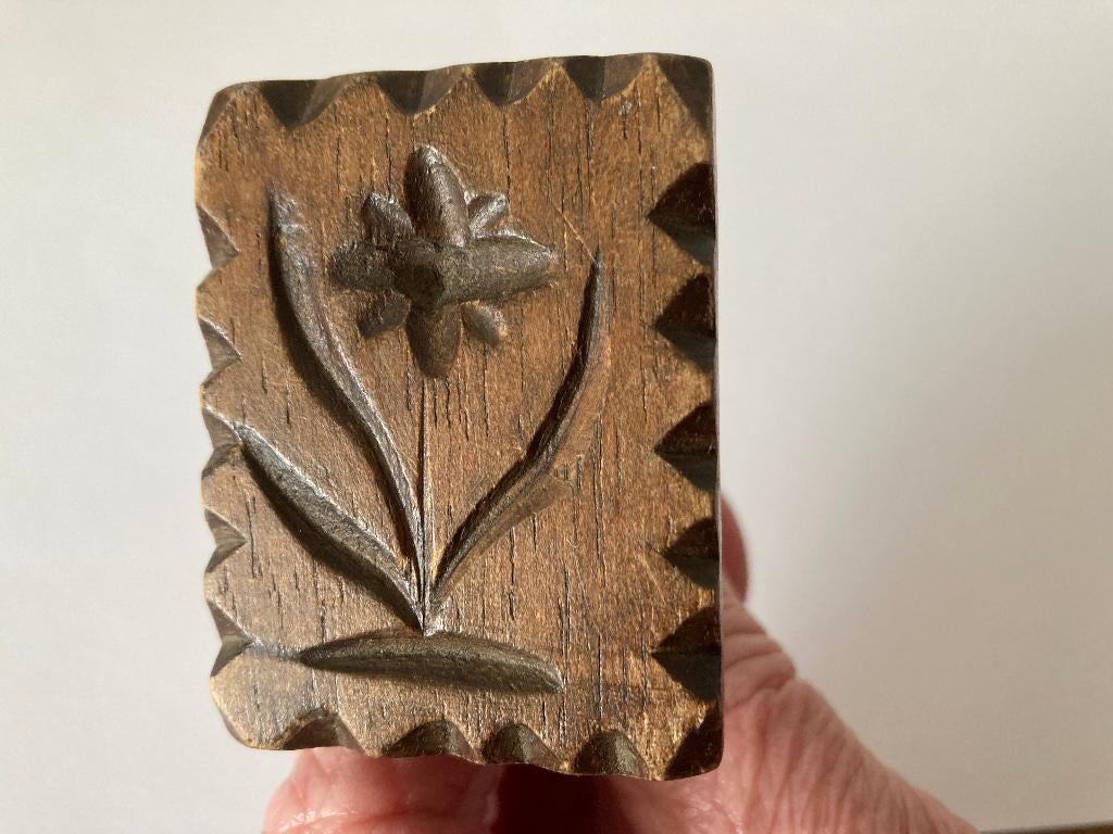 Antiek boter stempeltje, handgemaakt houten bloem stempeltje, Antiek en Kunst, Curiosa en Brocante, Ophalen of Verzenden