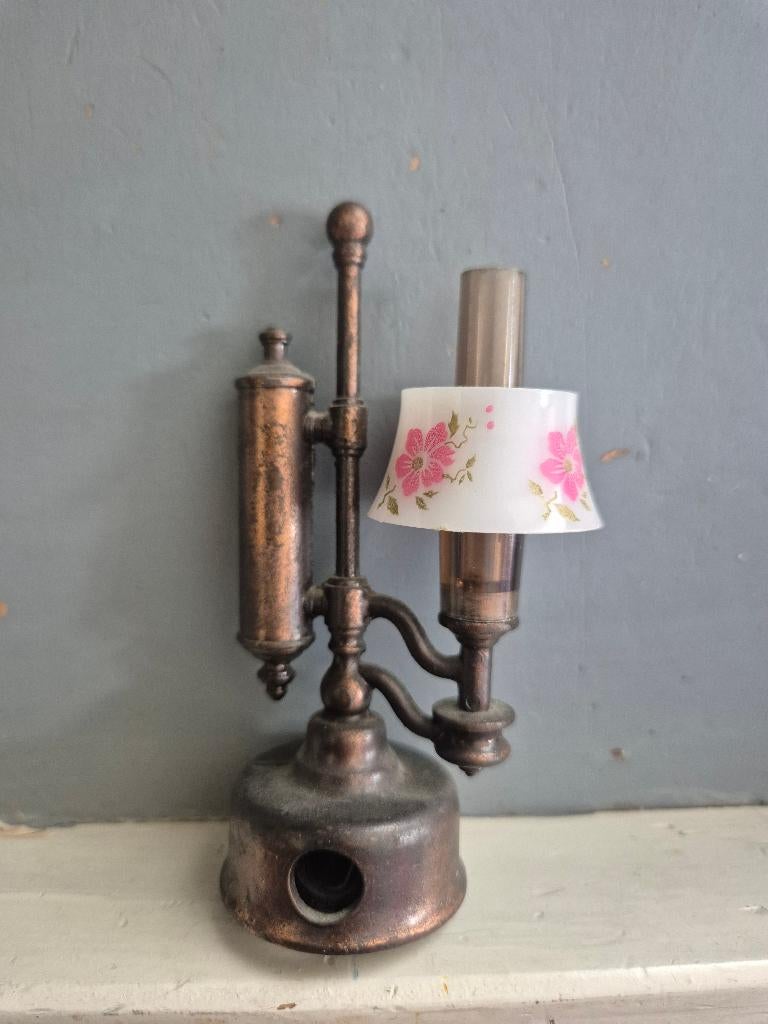 Potlood puntensllijper in de vorm van een antieke lamp, Ophalen of Verzenden, Gebruikt