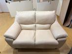 Tweezits bank crème, Huis en Inrichting, Banken | Bankstellen, Ophalen, Gebruikt, Tweepersoons, Leer