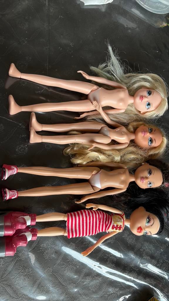 Set van 11 Bratz poppen, Verzamelen, Poppen, Ophalen of Verzenden, Gebruikt, Pop