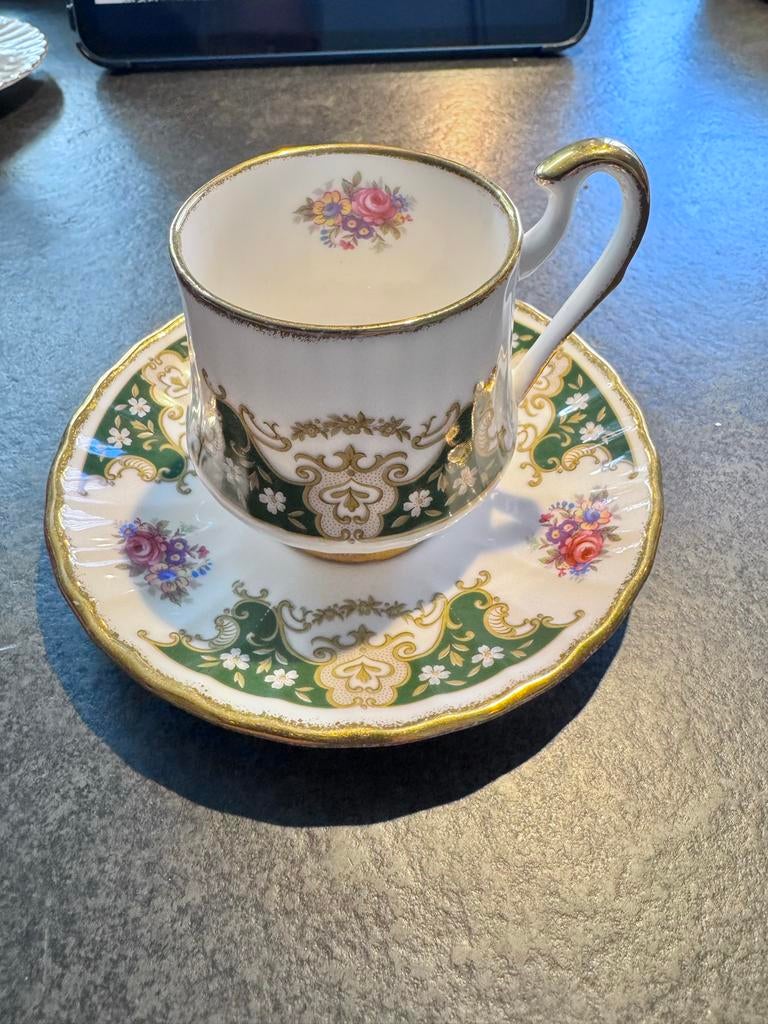 Royal Priory Dale Princess Kop en Schotel - Bone China, Ophalen of Verzenden