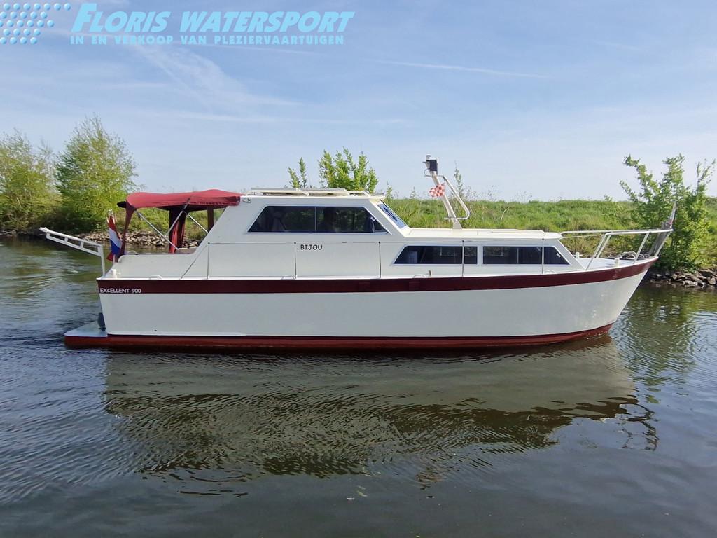 excellent 900 OK (bj 1980), Watersport en Boten, Motorboten en Motorjachten, Gebruikt, Overige brandstoffen, 9 tot 12 meter, 50 pk of meer