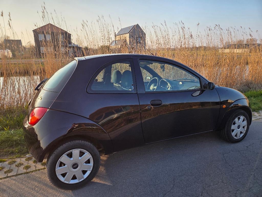 Ford Ka 1.3 I 116.000km - nieuwe APK, Voorwielaandrijving, 1299 cc, 31 €/maand, 4 cilinders