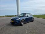 Mini 2.0 Cooper S 2015 | Deep Blue Metallic | JCW Uitlaat, Auto's, Mini, Voorwielaandrijving, 1998 cc, Leder en Stof, 49 €/maand