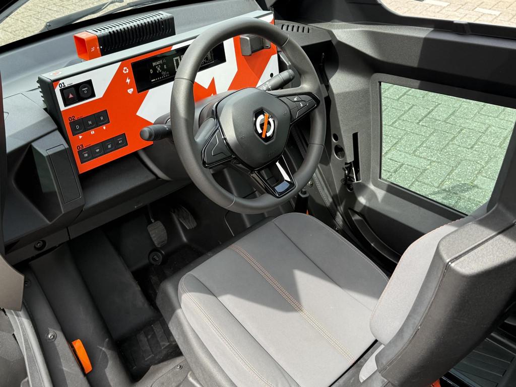 Mobilize DUO 80 Evo | 80 KM/H | 2 Persoons | All-season | Ai, Motoren, Quads en Trikes, Boeingavenue 245
1119 PD  Schiphol-Rijk, NL