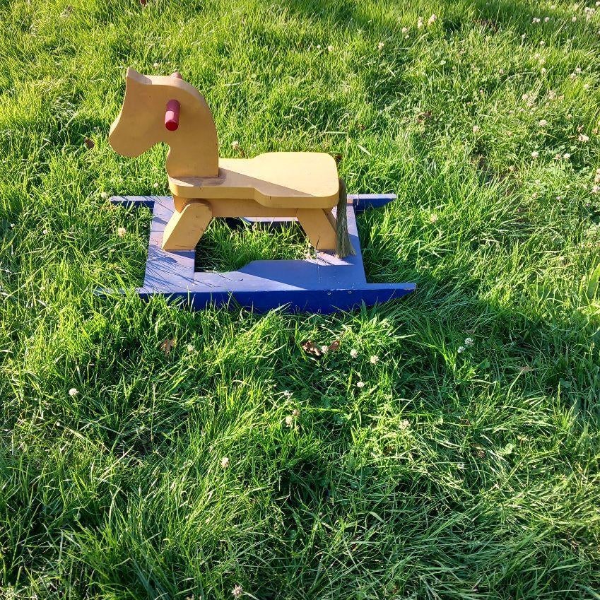 Hobbel paard - hout - zeer solide, Kinderen en Baby's, Speelgoed | Hobbelfiguren, Gebruikt, Ophalen