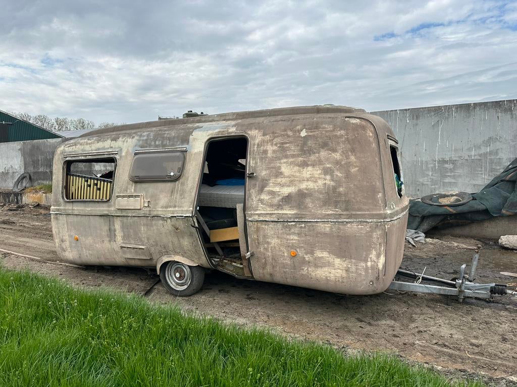 Lander polyester caravan 5 m, Particulier, Rondzit