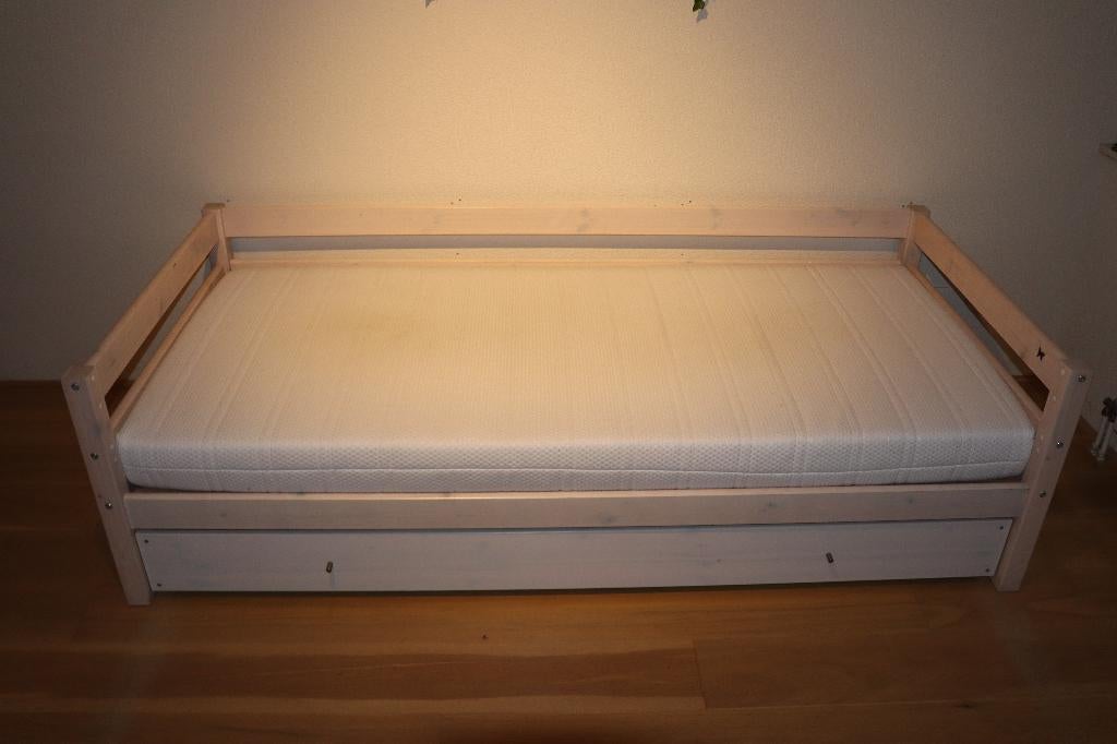 Lifetime 90x200 whitewash kinderbed met slaaplade HIT ZGAN, Kinderen en Baby's, Kinderkamer | Bedden, 85 tot 100 cm, Zo goed als nieuw