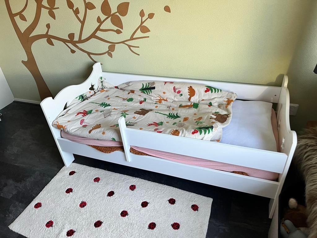 Peuter/kleuterbed incl. zgan matras, anti-lek mat en hoes, Ophalen, 70 tot 85 cm, 140 tot 160 cm, Zo goed als nieuw