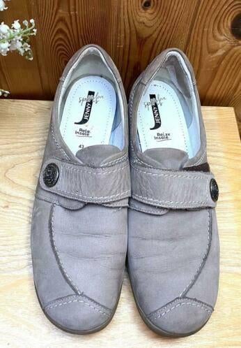 Jenny schoenen maat 43, Ophalen of Verzenden, Zo goed als nieuw, Instappers, Beige