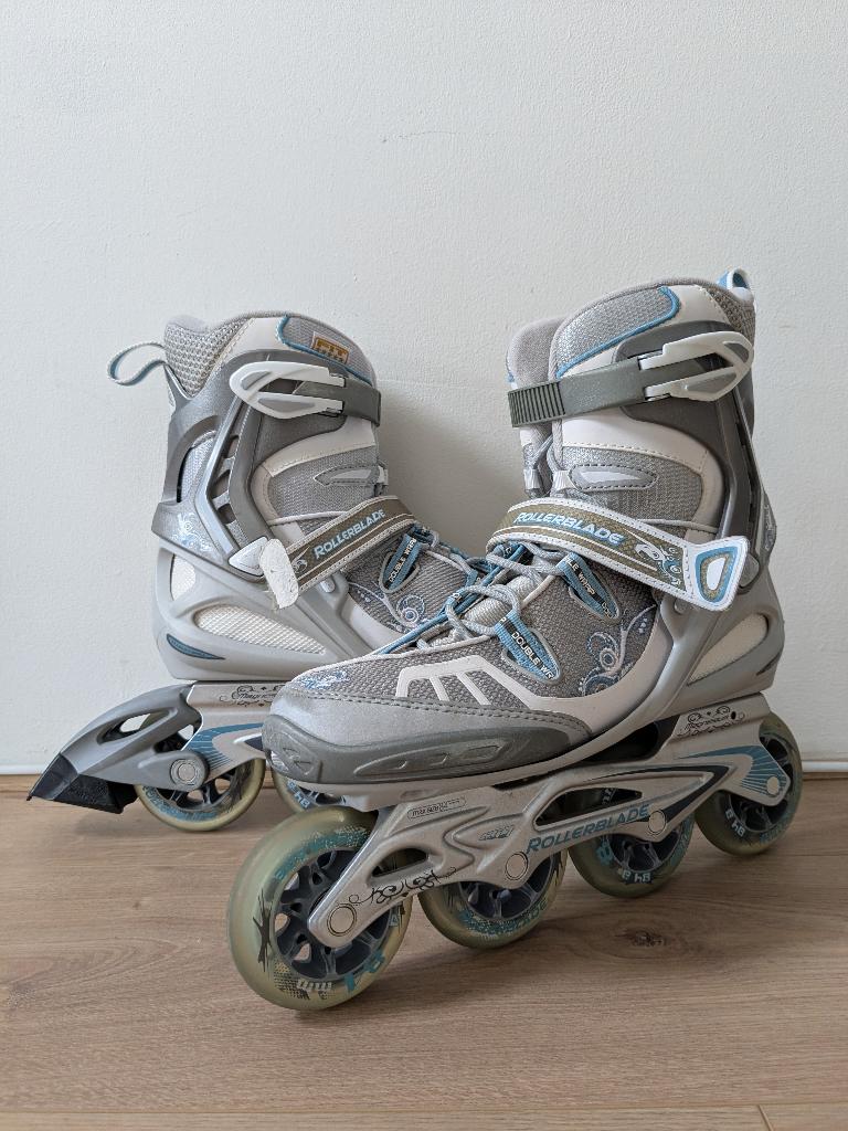 Rollerblade Spark 84 W MT42, Sport en Fitness, Skeelers, Gebruikt, Inline skates 4 wielen, Dames, Ophalen