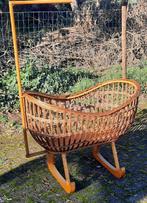 Prachtige vintage rotan wieg jaren '50, Ophalen, Zo goed als nieuw, Wieg