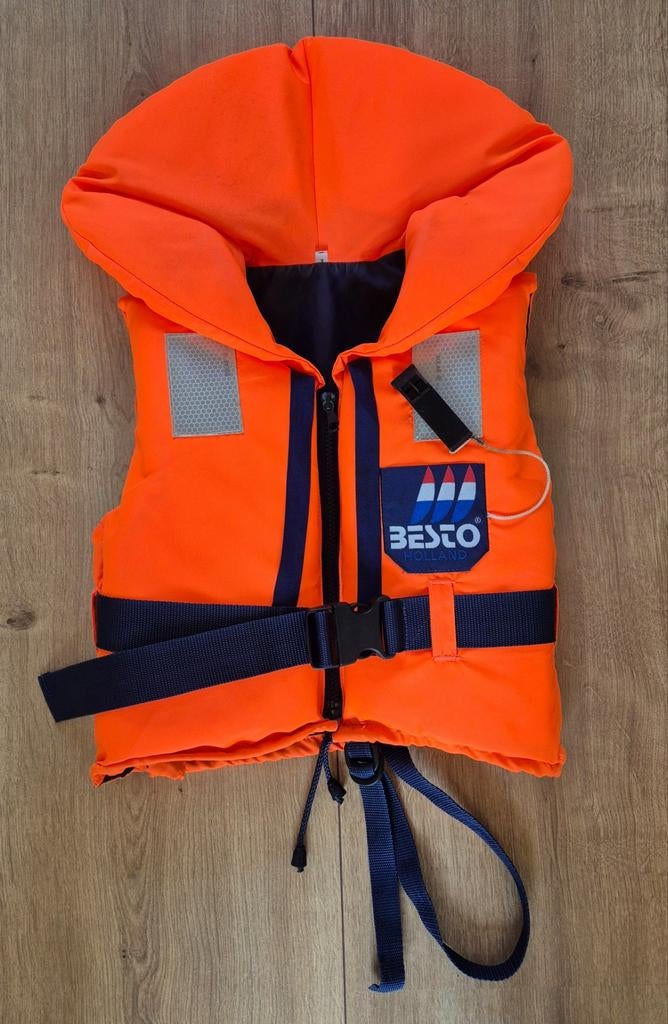 Besto reddingsvest/zwemvest kind 20-30 kg maat 3, Gebruikt, Kind, Besto, Ophalen of Verzenden