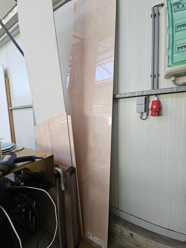 Keramische Tegel roze onyx emilgroup, Ophalen, Minder dan 80 cm, Minder dan 80 cm, Nieuw