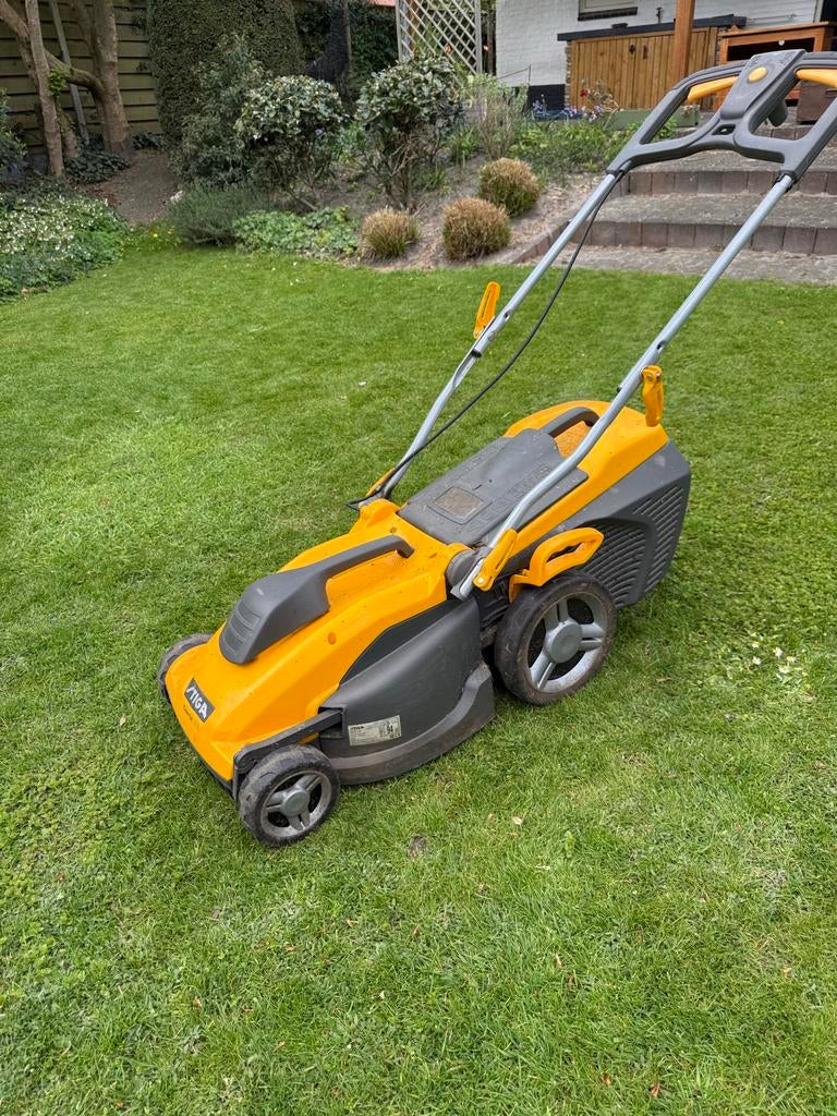 Stiga Cirkel Grasmaaier - Zo goed als nieuw, 40 cm, Tuin en Terras, Grasmaaiers, Zo goed als nieuw, 40 t/m 49 cm, Cirkelmaaier