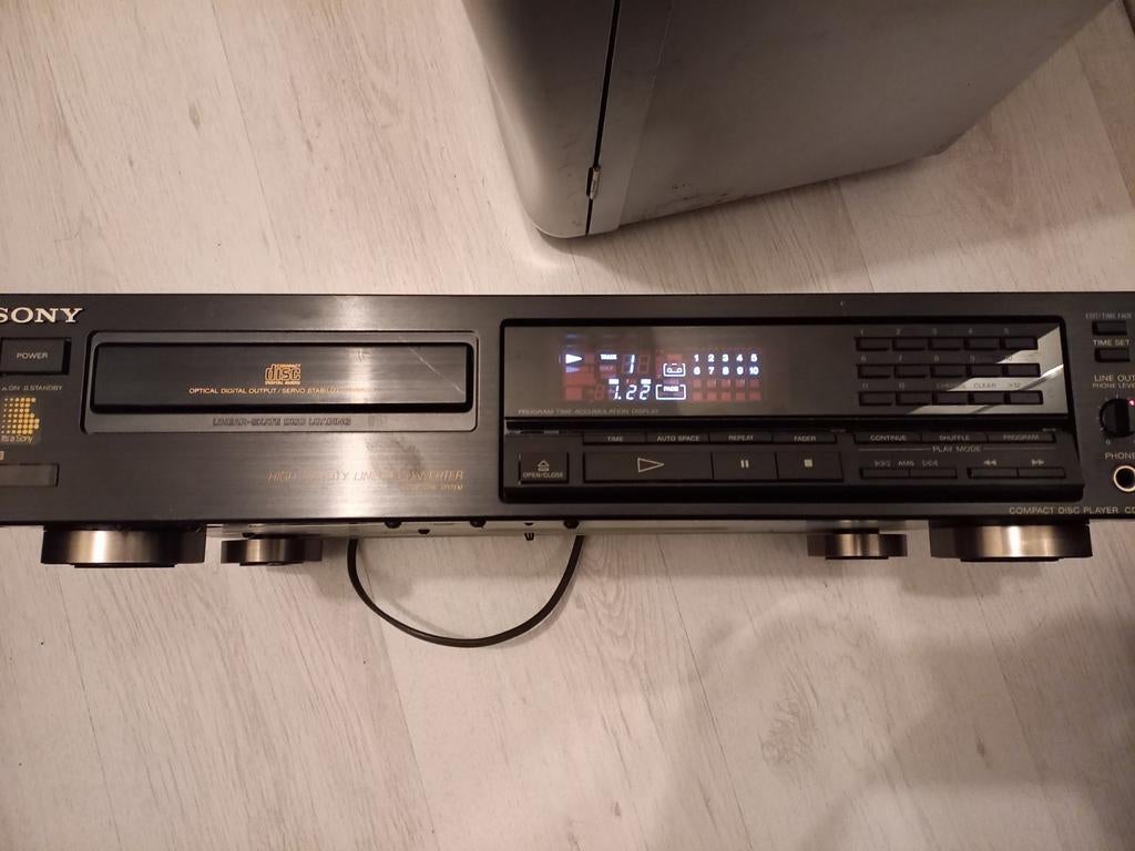 Sony  CD speler.  Hvc 790, Ophalen of Verzenden, Sony