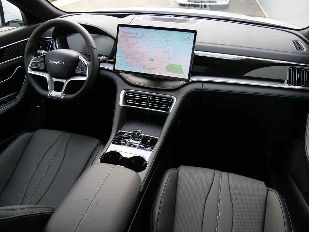 BYD SEAL U 1.5 DM-i FWD Comfort 218 Pk 26,6 kWh PHEV Leder /, Auto's, Seal U, 1498 cc, Zwart, 4 cilinders