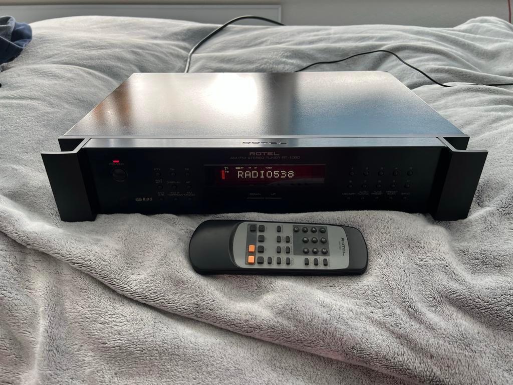 Rotel RT-1080 High-End Stereo Tuner met Afstandsbediening, Ophalen, Zo goed als nieuw, Analoog