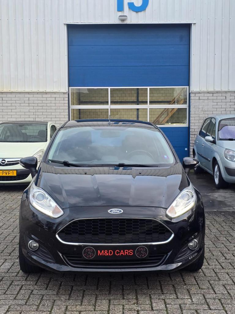 Ford Fiesta 1.0 Style Ultimate AIRCO/NAP/PDC/CR CONTROL/NAVI, Voorwielaandrijving, Stof, 525 kg, Origineel Nederlands