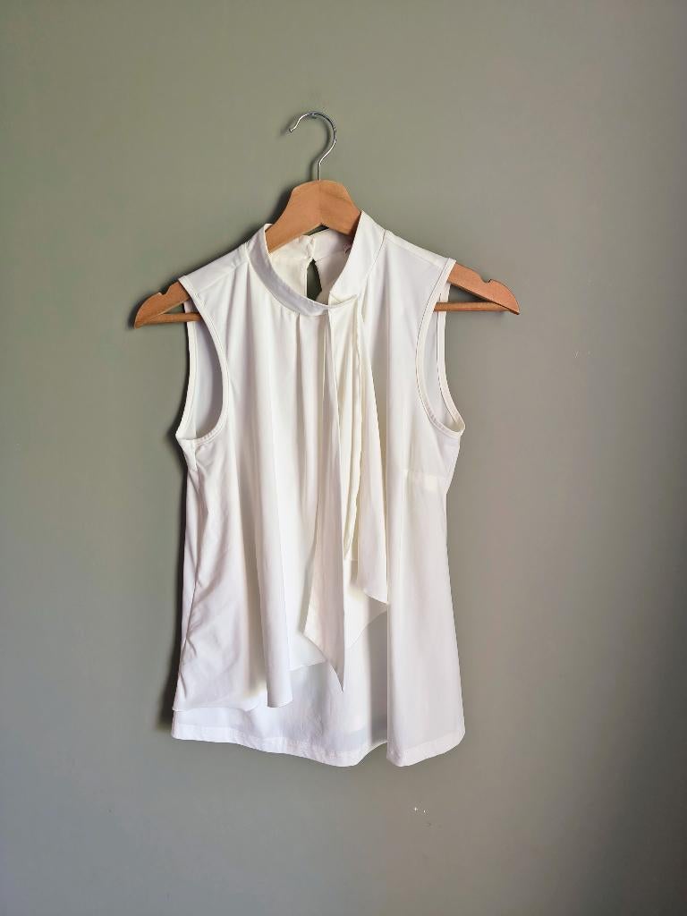 Studio Anneloes xs top wit, Studio Anneloes, Wit, Ophalen of Verzenden, Zo goed als nieuw