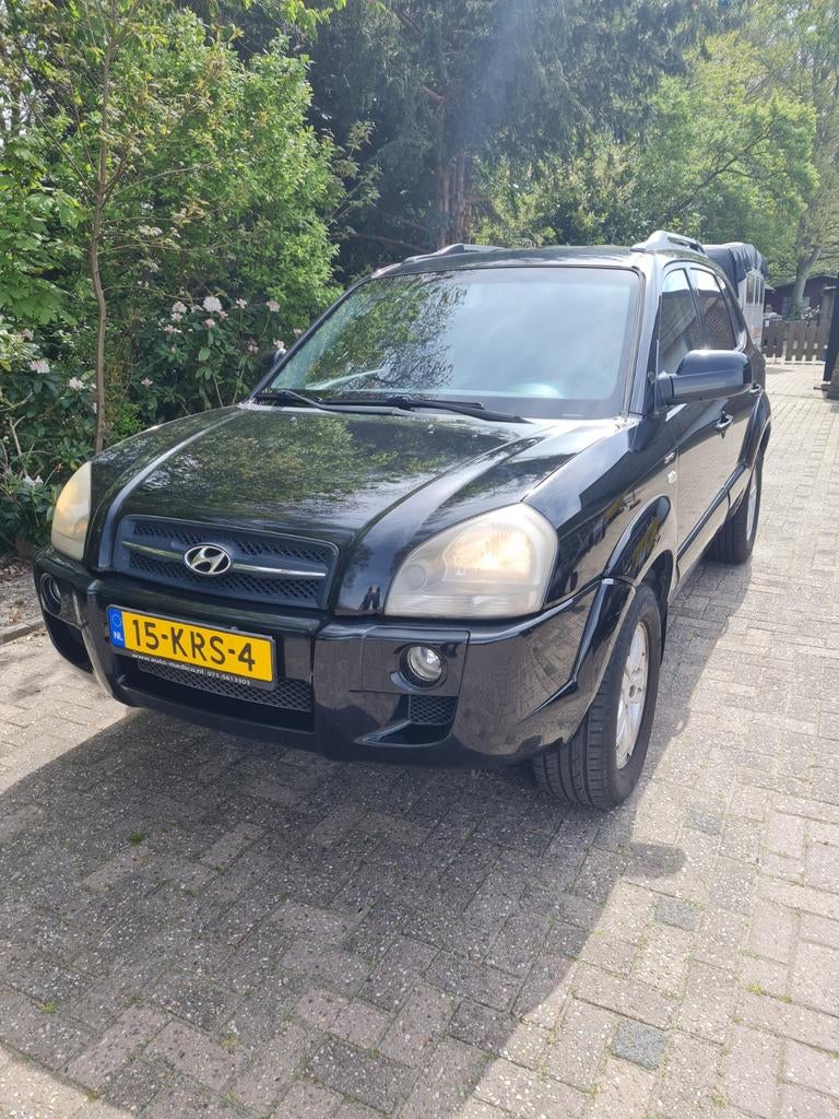 Hyundai Tucson 2.0 I 2WD 2006 Zwart, 4 cilinders, Zwart, 75 €/maand, Handgeschakeld