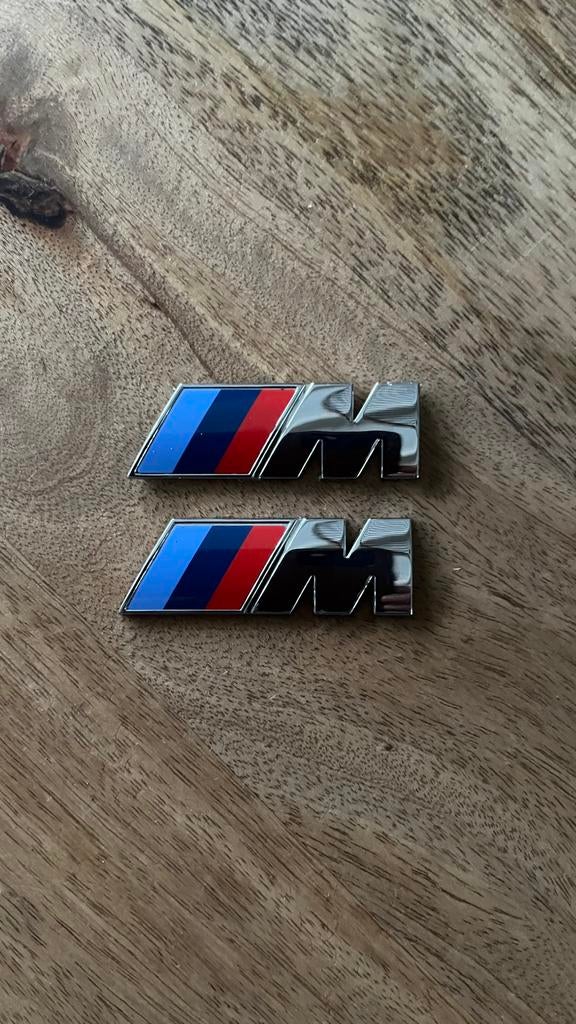 BMW M-Logo origineel BMW ( spatbord ) samen 20 euro, Auto diversen, Autostickers, Ophalen of Verzenden