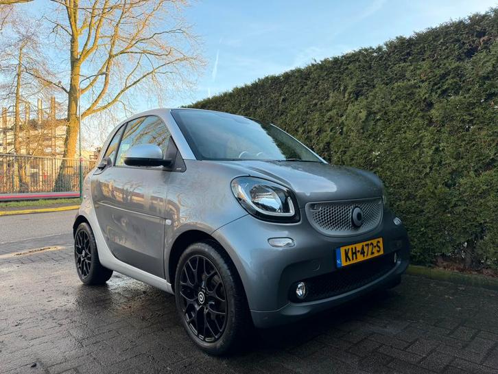 Smart ForTwo Coupe 2016 Grijs - 90 PK!, Auto's, Smart, Particulier, ForTwo, Benzine, B, Hatchback, Handgeschakeld, Origineel Nederlands