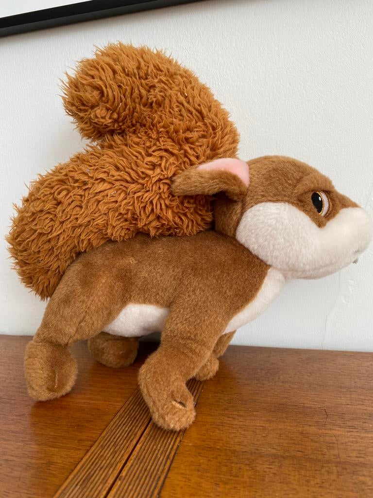 Efteling knuffel eekhoorn Fabula zgan, Ophalen, Zo goed als nieuw, Overige typen