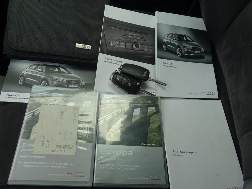 Audi Q3 2.0 TFSI QUATTRO - XENON - CRUISE / CLIMATE CONTR -, Auto's, Zwart, 4 cilinders, 1984 cc, Leder en Stof