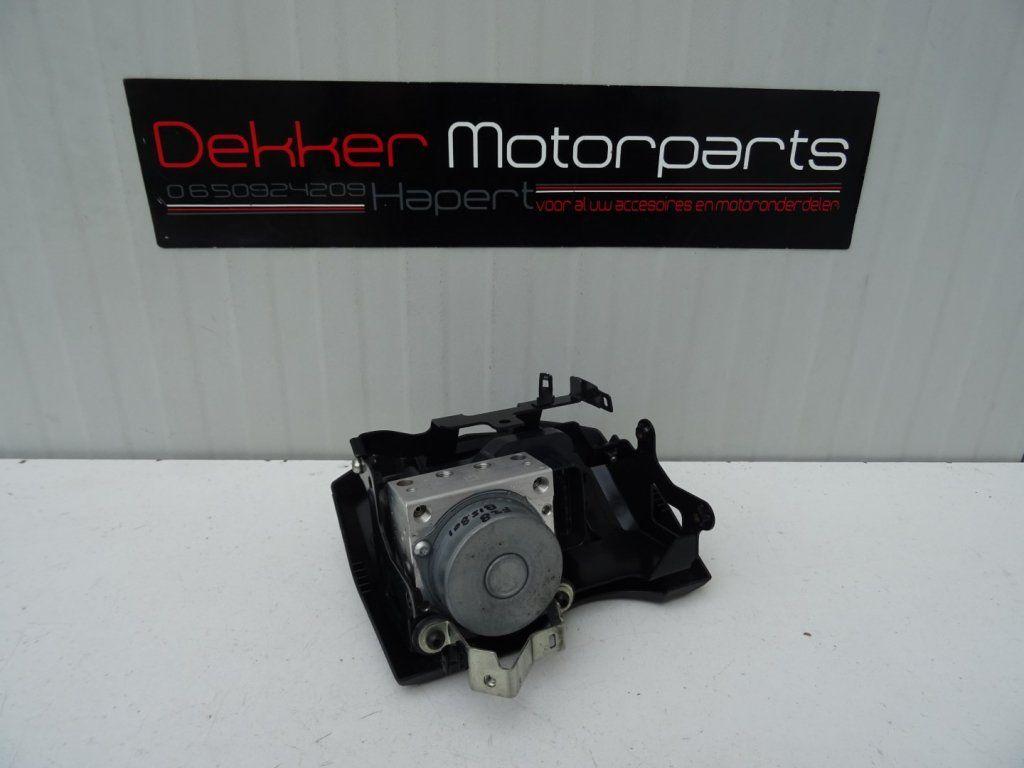 ABS Pomp / ABS Unit Yamaha FZ8 / Fazer 800 2010-2016, Gebruikt, -, -, Ophalen of Verzenden