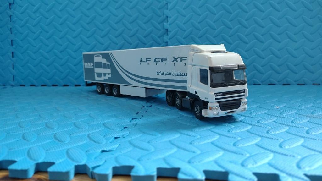 Miniature Lion Toys 1/50, Camion DAF 85 Avec Remorque, Modèle No.70, GPdW, Occasion