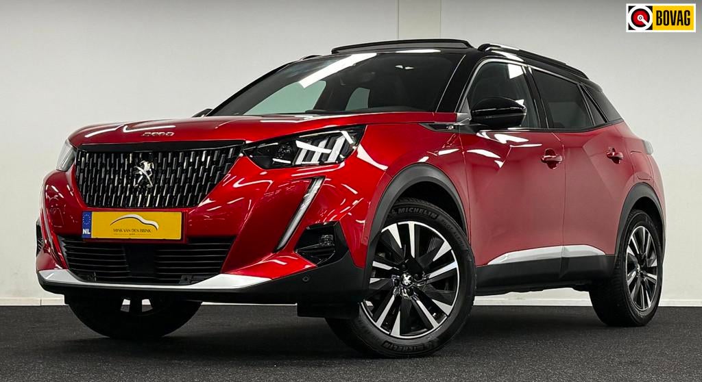 Peugeot 2008 1.2 PureTech GT-Line*155PK*Panodak*Trekhaak*Sto, Auto's, Gebruikt, Zwart, 1199 cc, 155 pk