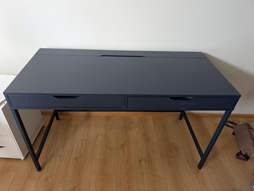 Blauw IKEA Alex bureau met lades, Ophalen, Gebruikt, 132 cm, Kabelgoot