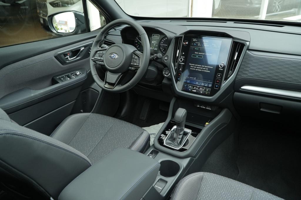 Subaru Forester 2.0i e-BOXER Exclusive AWD I Pano I, Auto's, Subaru, Stof, Zwart, 4 cilinders, 150 pk