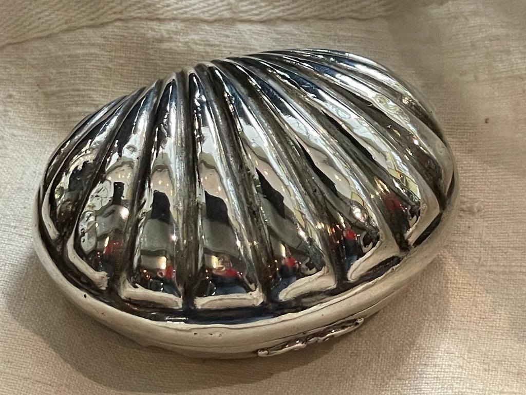 zilveren doosje in vorm schelp, Ophalen of Verzenden, Zilver