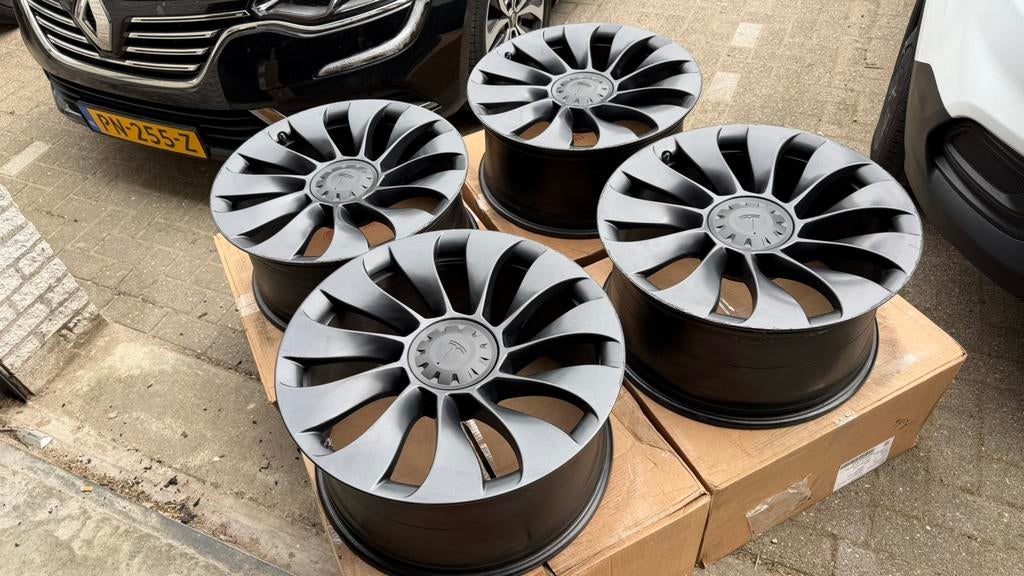 Originele Tesla Model Y performance Überturbine velgen tpms, Auto-onderdelen, Banden en Velgen, Ophalen, Gebruikt, Velg(en), 21 inch