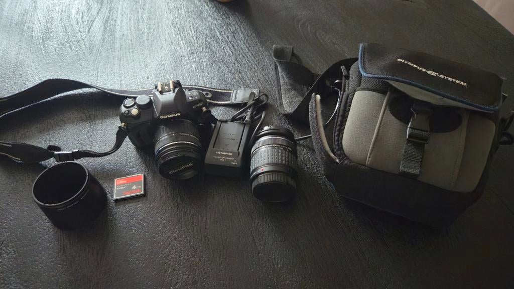 Olympus E-450 Spiegelreflexcamera met accessoires, Ophalen