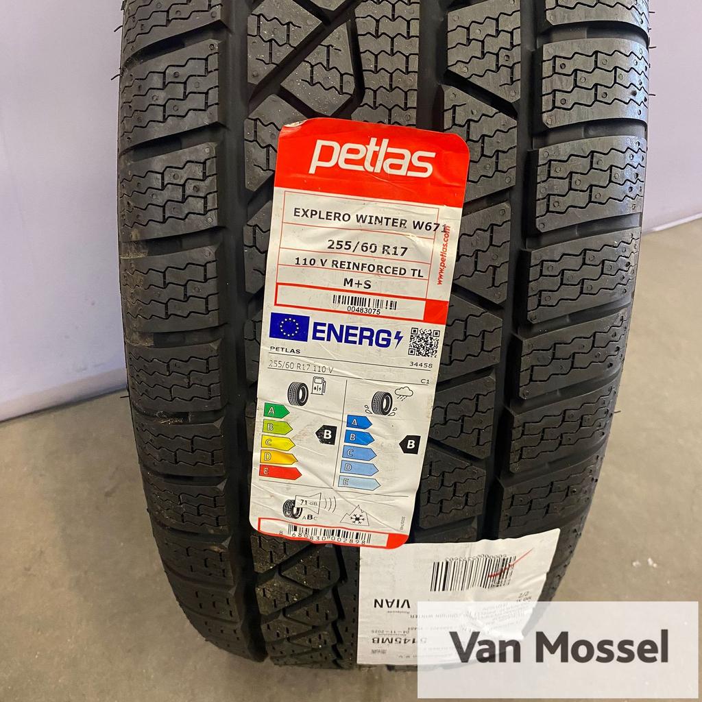 Petlas Explera Winter W671 255/60/R17 110V, Auto-onderdelen, Banden en Velgen, Gebruikt, 255 mm, -, -