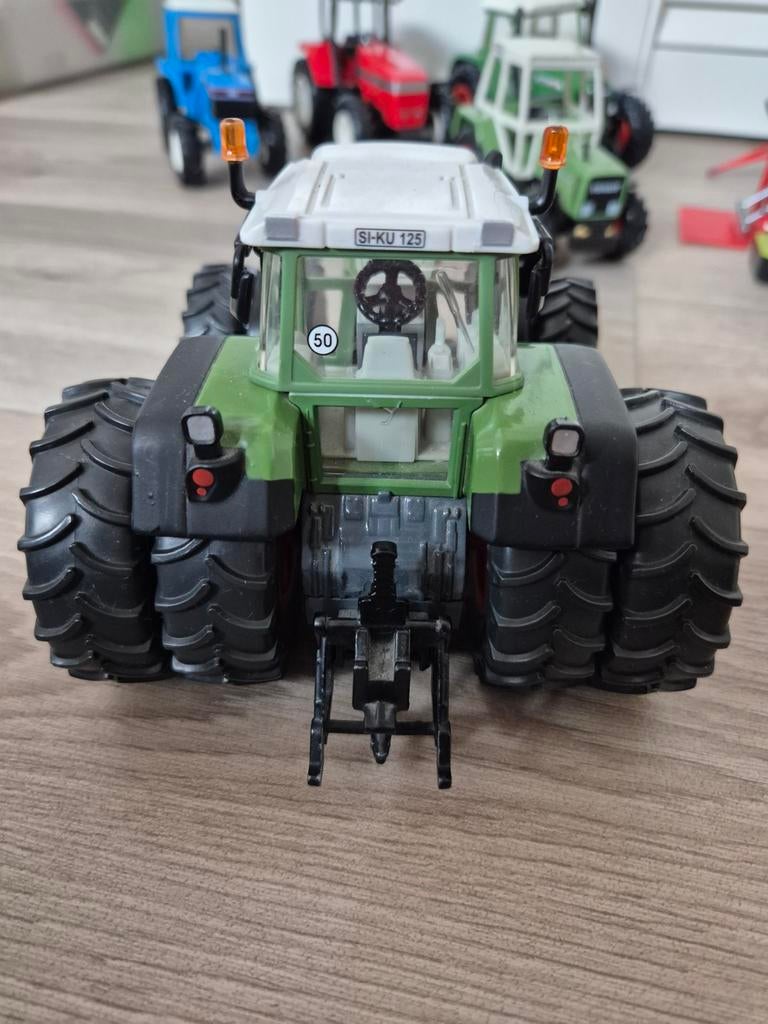 Collectors item Fendt dubbellucht, Ophalen, Nieuw, Tractor of Landbouw, Overige merken