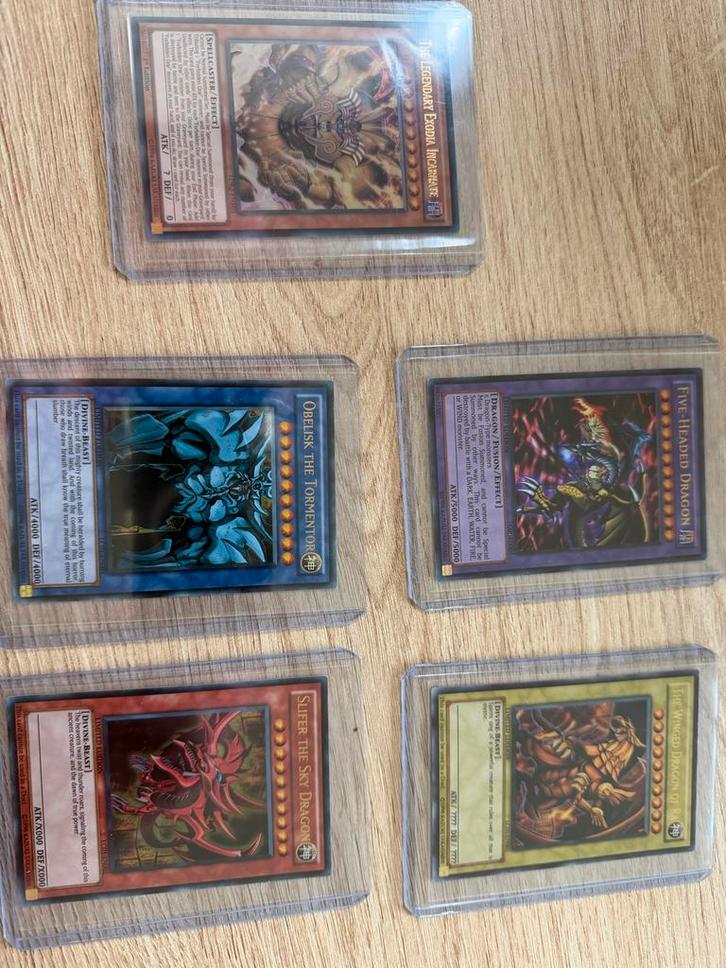 Yu-Gi-Oh! Egyptische God Kaarten Set (5 kaarten), Hobby en Vrije tijd, Verzamelkaartspellen | Overige, Zo goed als nieuw, Meerdere kaarten