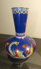 Cloisonne vaas [2024], Ophalen