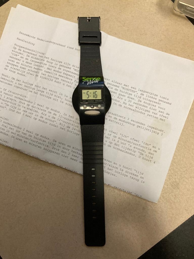 Nederlandssprekend Horloge voor Slechtzienden, Ophalen of Verzenden, Zo goed als nieuw, Kunststof, Overige merken