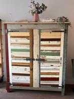 Kast van sloophout met 3 planken, Ophalen, Gebruikt, 50 tot 100 cm, 150 tot 200 cm