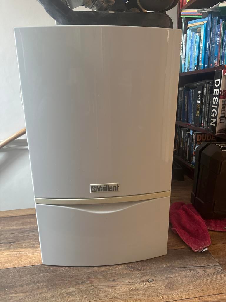 DEFECT Vaillant hrSolide VHR CV ketel, Ophalen, Gebruikt, Hoog rendement (Hr), Cv-ketel of Combi-ketel