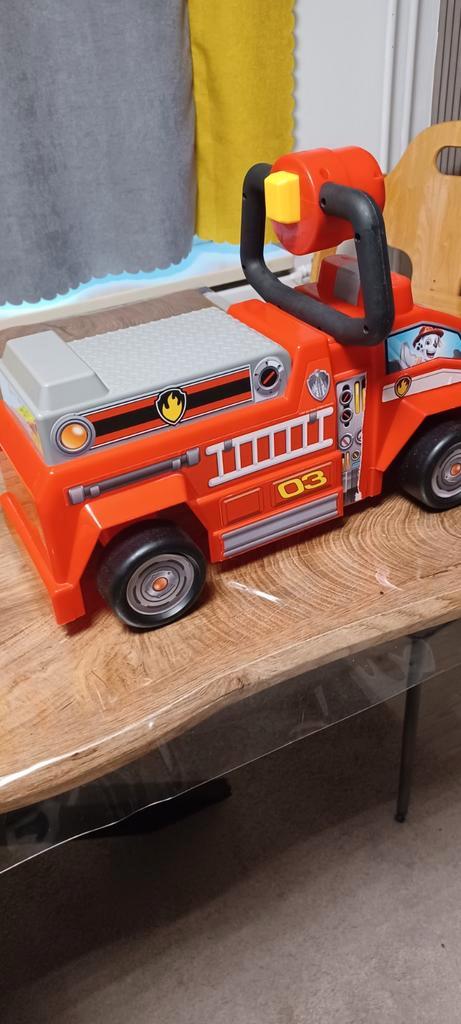 Paw Patrol Marshall Brandweerwagen Loopauto, Kinderen en Baby's, Speelgoed | Buiten | Voertuigen en Loopfietsen, Gebruikt, Loopvoertuig