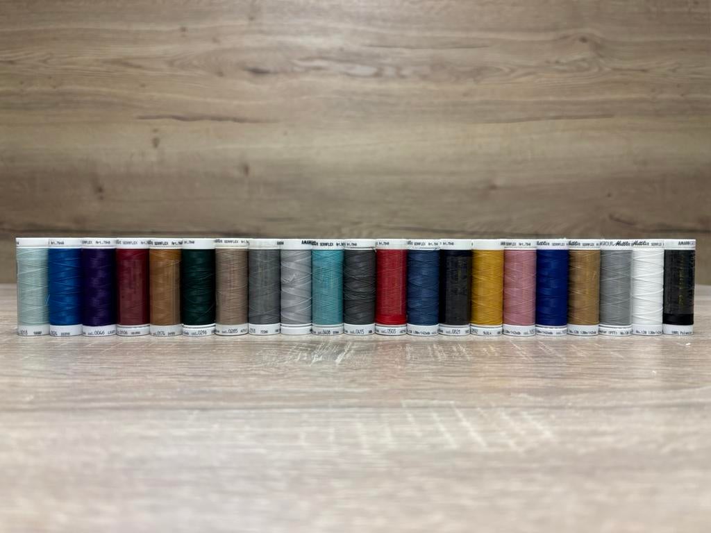 Mettler seraflex naaigaren (los of pakket), Ophalen of Verzenden, Zo goed als nieuw, Garen of Naald(en)