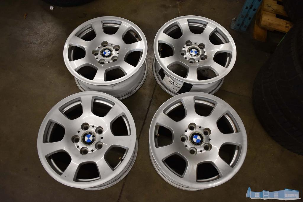 Set lichtmetalen velgen voor o.a. BMW 5 serie E60/61, Auto-onderdelen, Banden en Velgen, Ophalen, Gebruikt, Velg(en), -