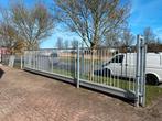 Te koop schuifpoort 7 meter doorrij, Ophalen, Zo goed als nieuw, IJzer, Spijlenhekwerk