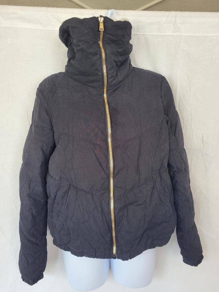 Stoere zwarte winterjas nep bont gevoerd mt 38, Maat 38/40 (M), ., Zwart, Ophalen of Verzenden